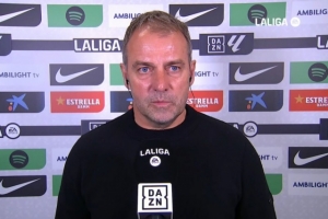 弗里克：必要时阿劳霍可出场 拉菲尼亚很疲惫 相信能赶上周末比赛