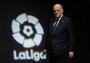 开云-5次违规被投诉！世体：西班牙体育理事会正审议罢免特巴斯的请求