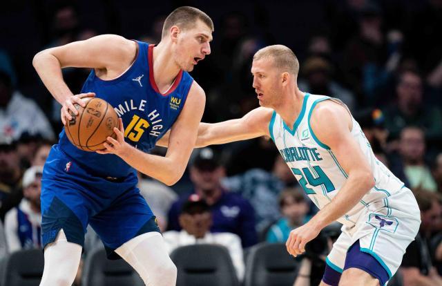 开云体育下载-关键篮板+罚球制胜！约基奇MVP表现令掘金稳住局面